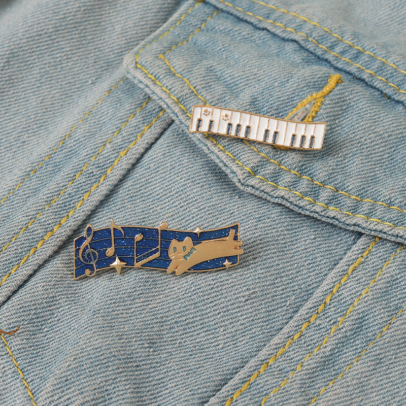 Musical Instrument Jewelry - Набор из 2 эмалевых значков с